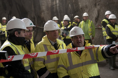 La conexión ferroviaria Bilbao-Aeropuerto de Loiu más cerca tras el cale del túnel de Artxanda 